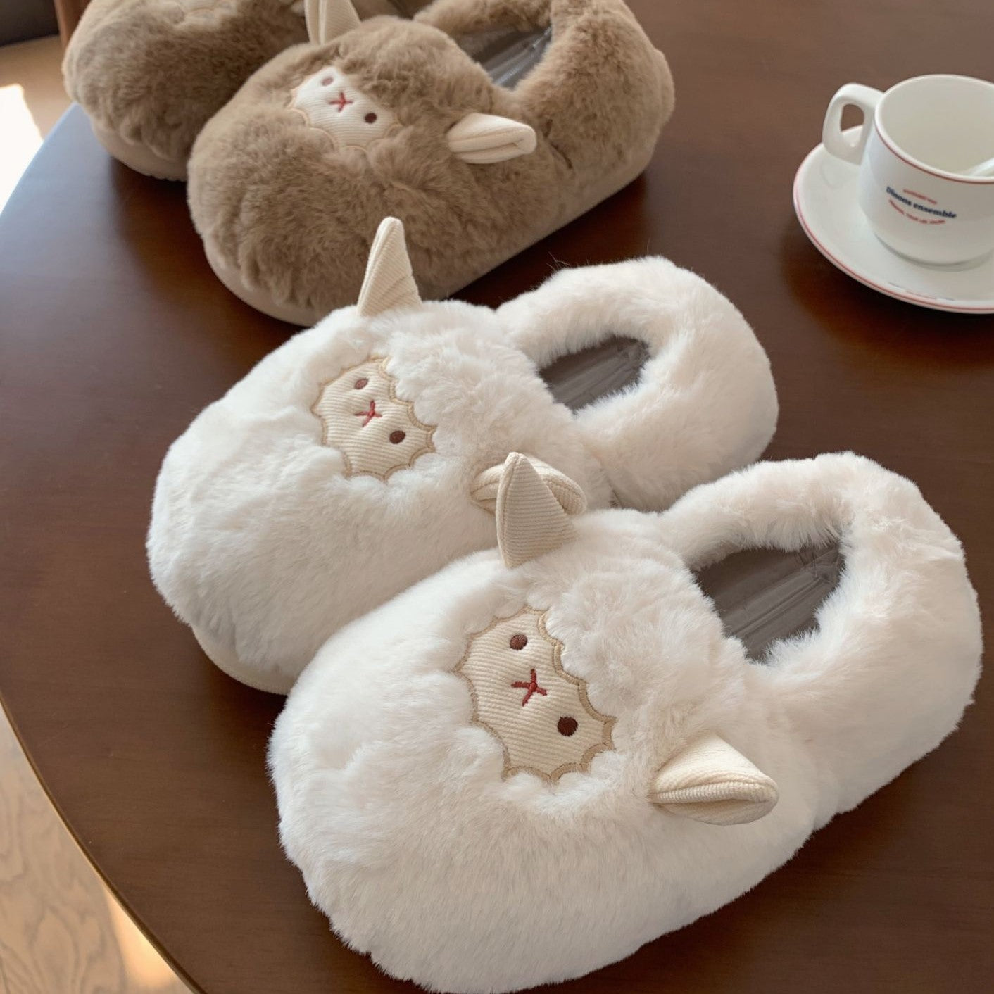 Kids on sale sheep slippers